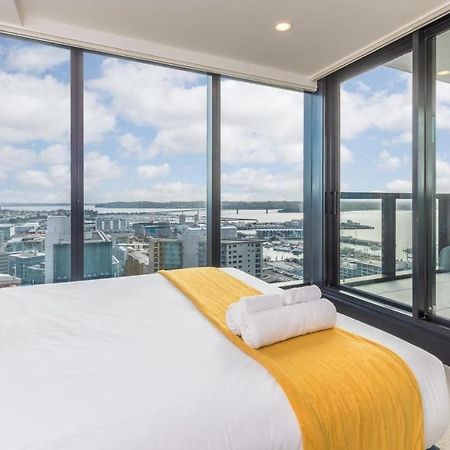 Magnificent Skytower, Sea, Habour View In Cbd Apartment Auckland Bagian luar foto