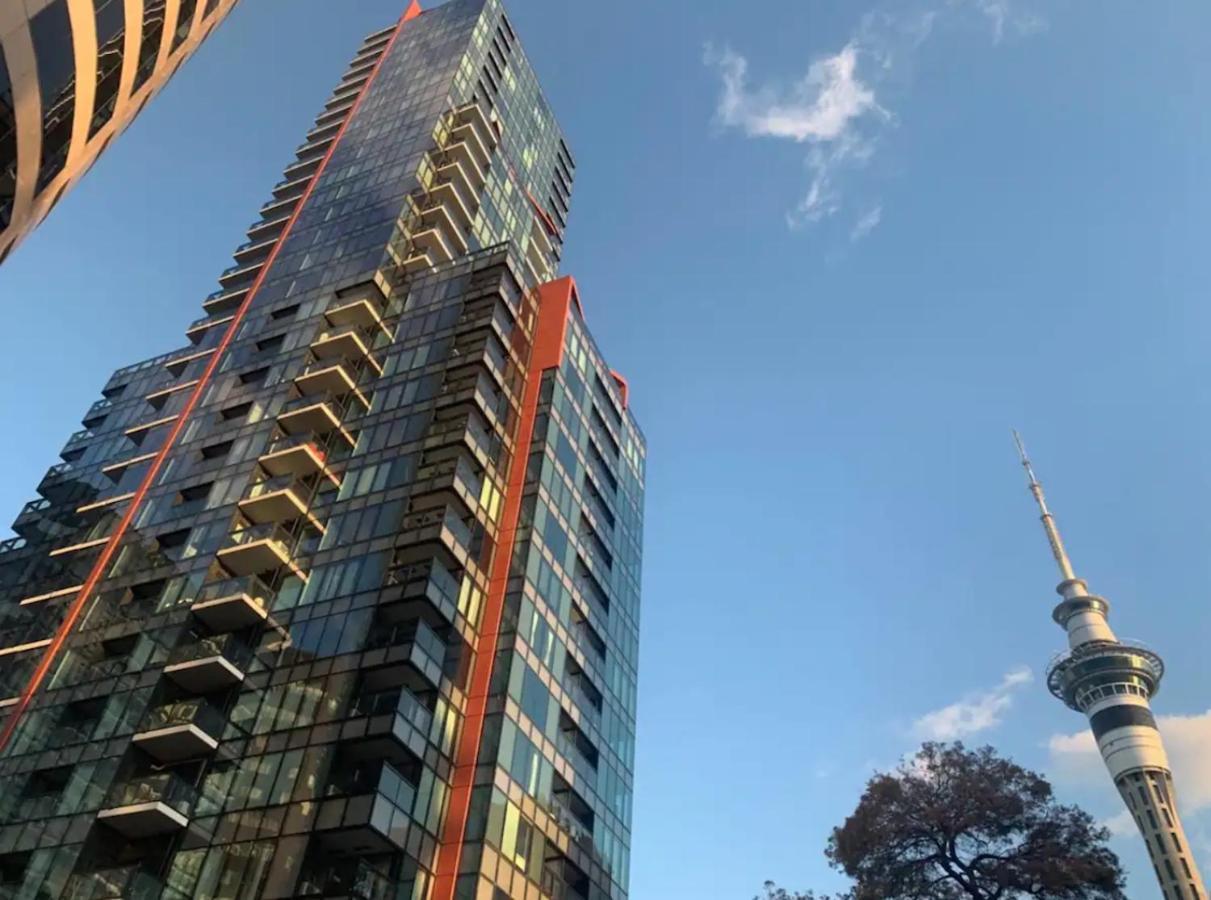 Magnificent Skytower, Sea, Habour View In Cbd Apartment Auckland Bagian luar foto