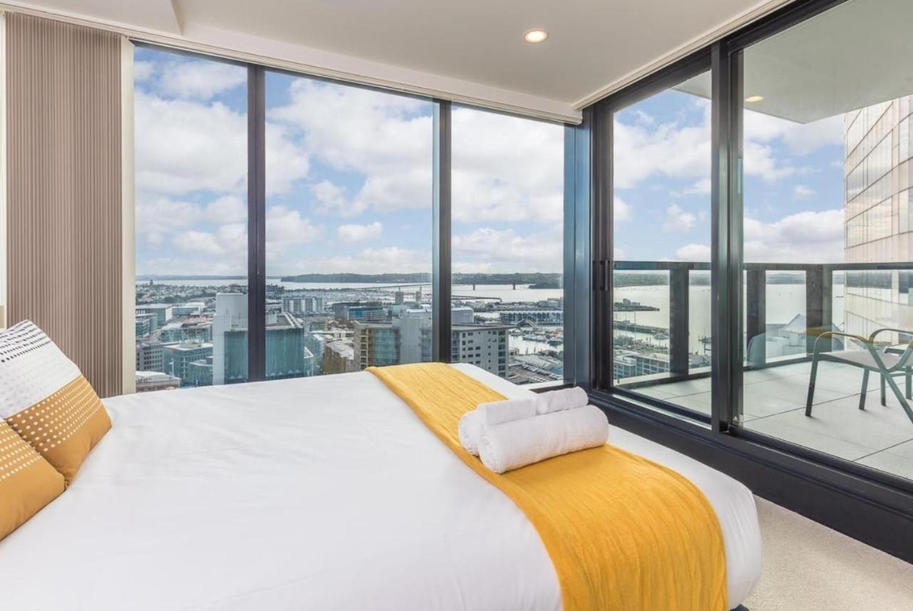 Magnificent Skytower, Sea, Habour View In Cbd Apartment Auckland Bagian luar foto
